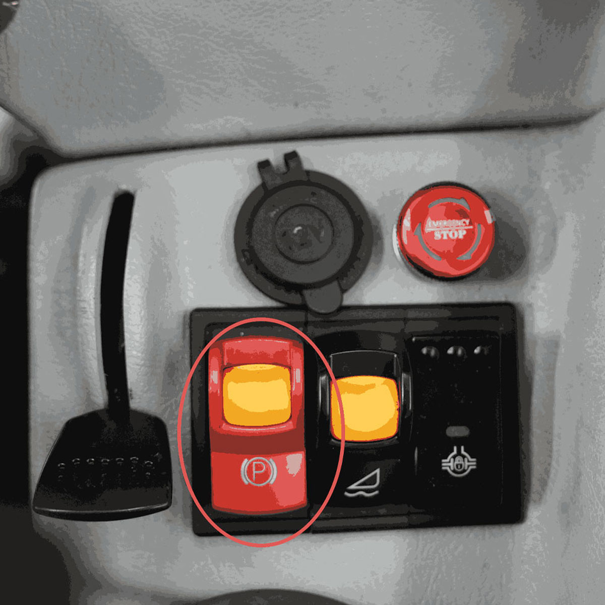 Commande du frein de stationnement électrique de la chargeuse compacte EVERUN ERW1230T-C