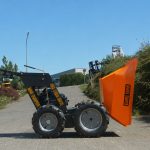 Mini dumper Delta-Competent Garden Dumper 4x4 avec benne basculante relevée
